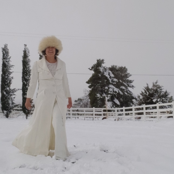 Poshmark - Picture 6 of 8